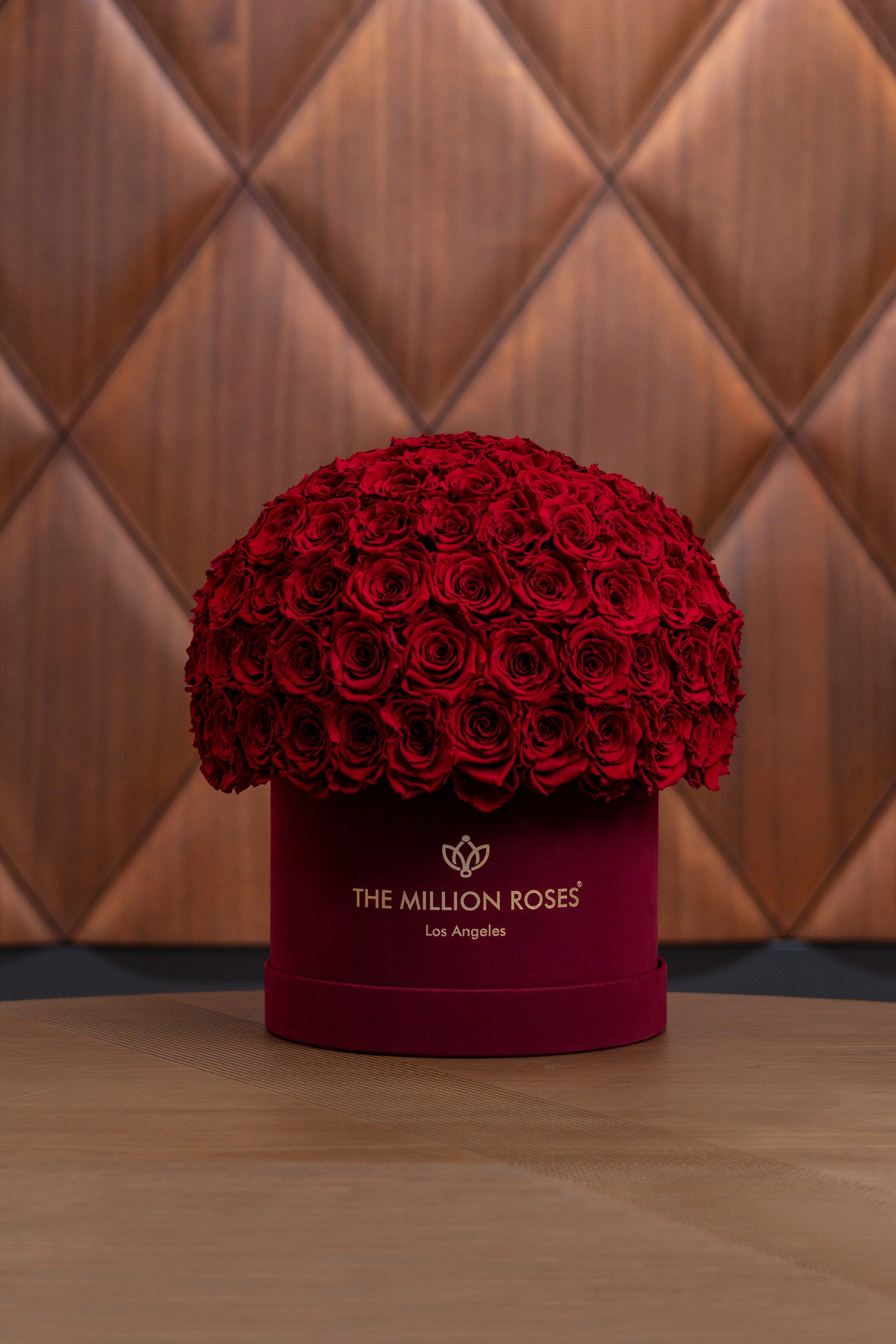 Classic Bordeaux Suede Superdome Box | Red Roses