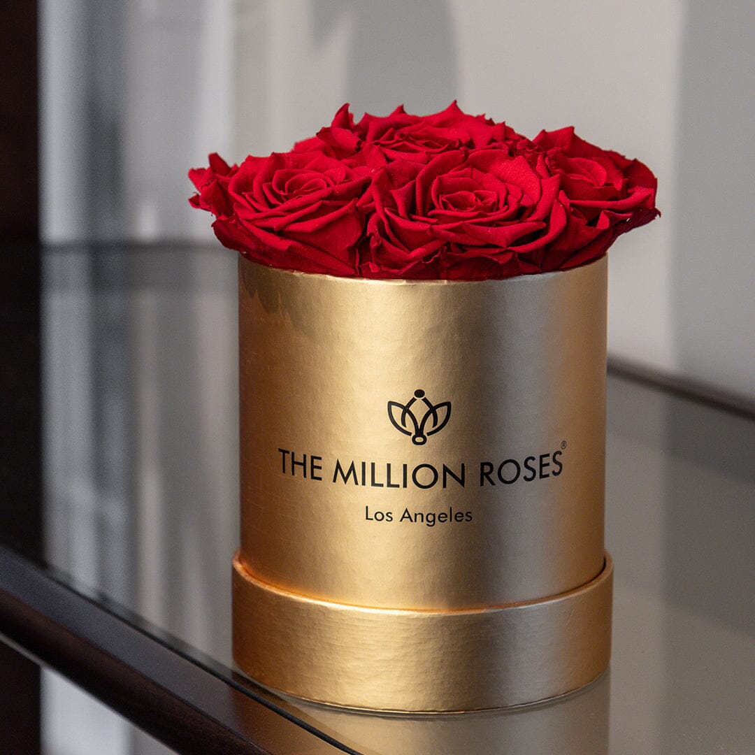 Basic Gold Box | Red Roses